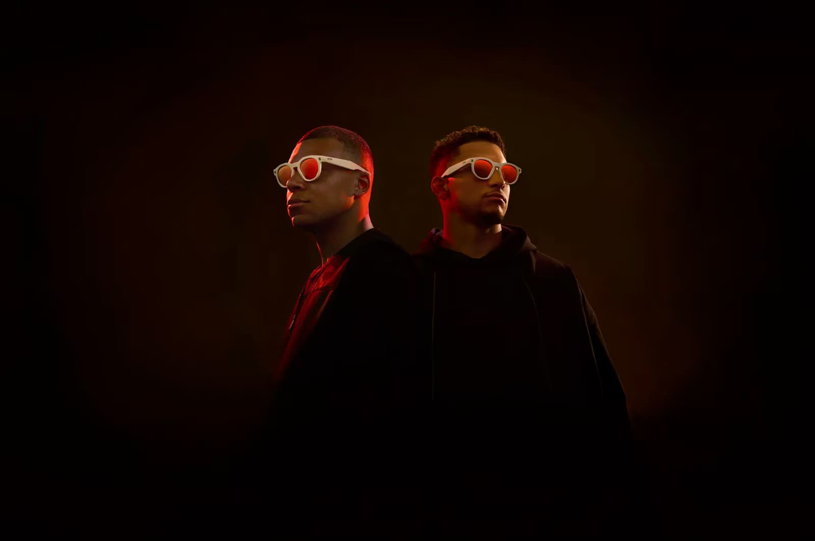 Essilorluxottica and Meta to Launch Oakley Meta, A New Category of Performance AI Glasses 