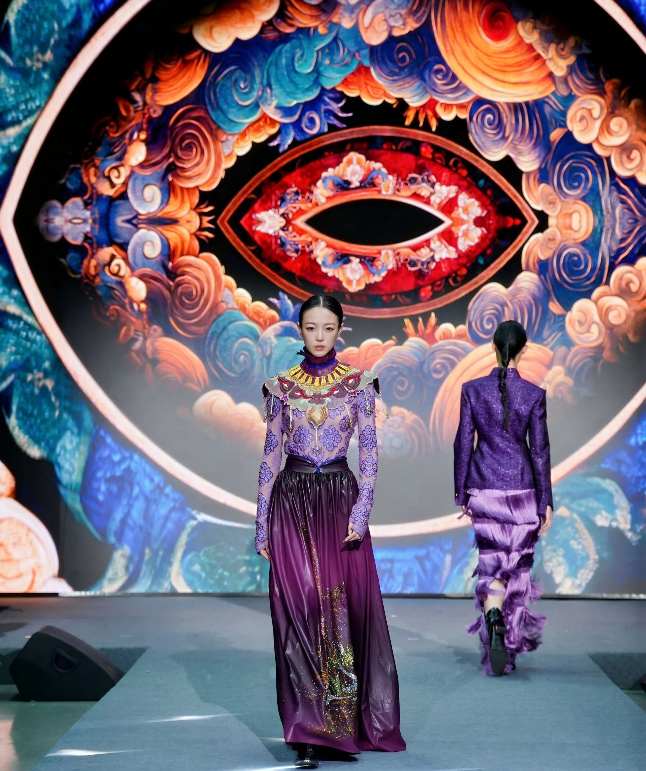 The Second Silk Fashion Gala Opens at China National Silk Museum
